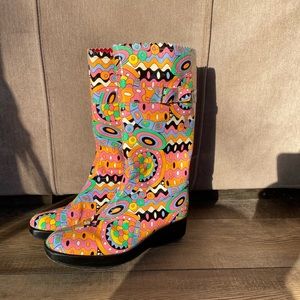 Stuart Weitzman splash rain boats